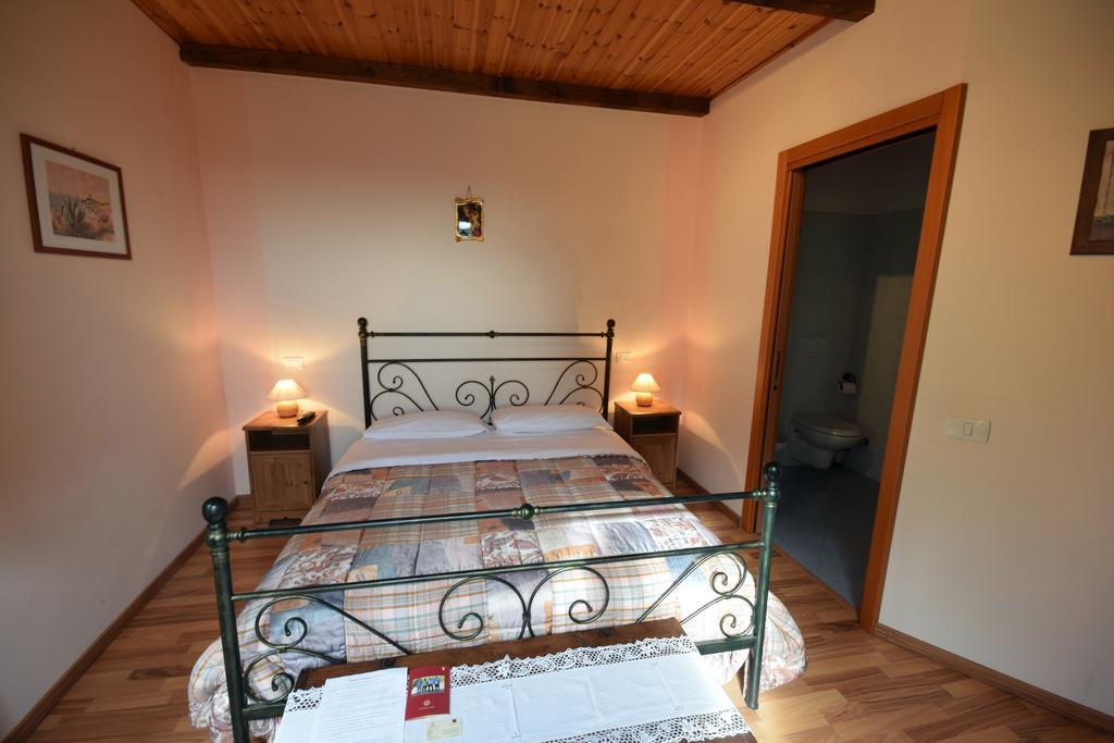 Agriturismo Al Rifugio Divino Belvedere Ostrense Экстерьер фото