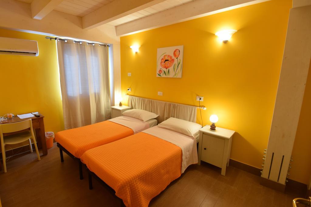Agriturismo Al Rifugio Divino Belvedere Ostrense Экстерьер фото